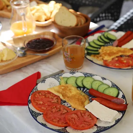 Hotel E Gurit - Boutique 3*