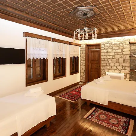 E Gurit - Boutique Hotel 3*