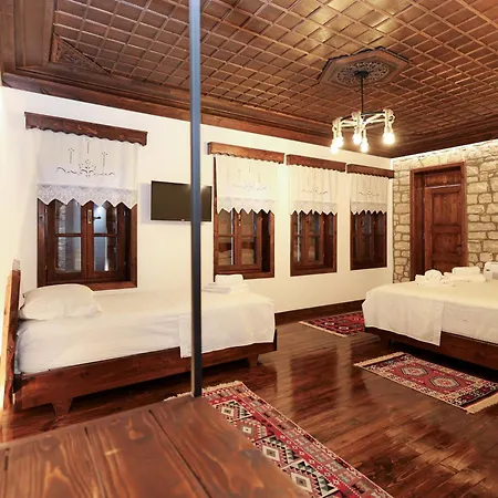 E Gurit - Boutique Hotell