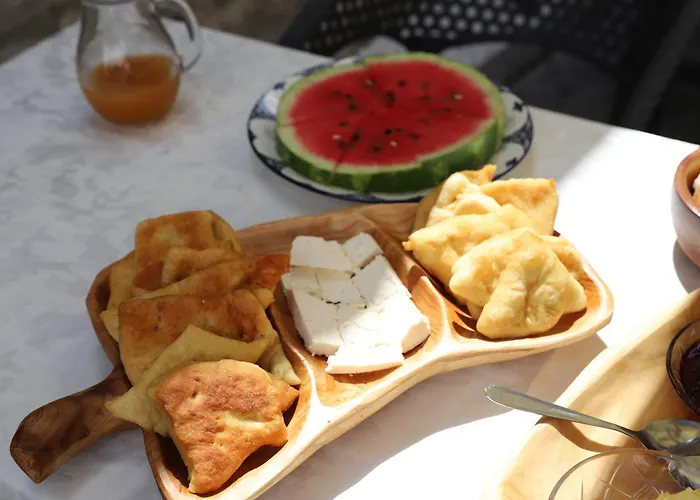 E Gurit - Boutique 3* Berat