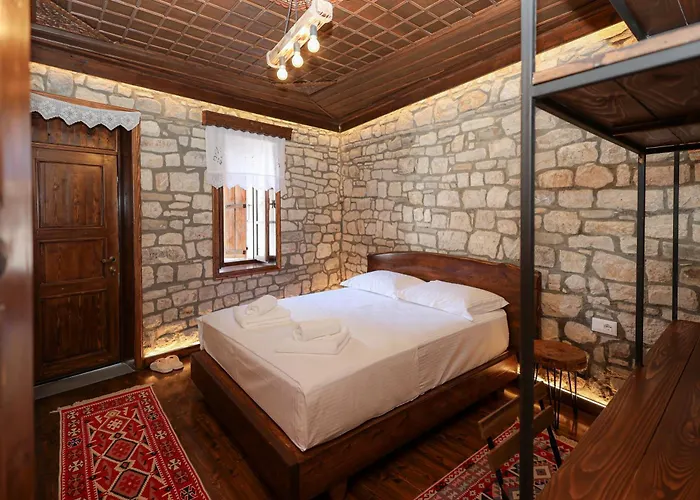 E Gurit - Boutique Berat