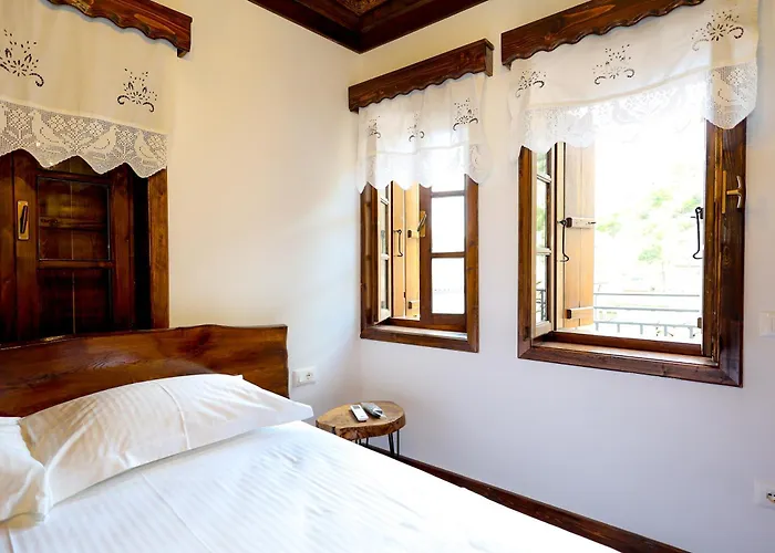 E Gurit - Boutique Otel Berat