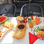 E Gurit - Boutique Berati