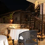 E Gurit - Boutique 3*