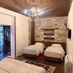 E Gurit - Boutique